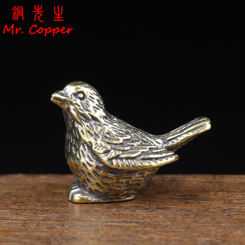 Small Sparrow Statue Metal Bra – обзор и цена Desk Setup Retro