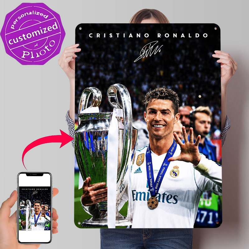 Cristiano Ronaldo With Champio – обзор и цена Desk Setup Poster