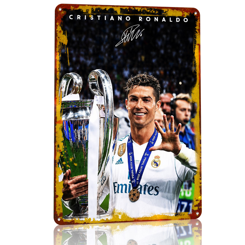 Cristiano Ronaldo With Champio – обзор и цена Desk Setup Poster